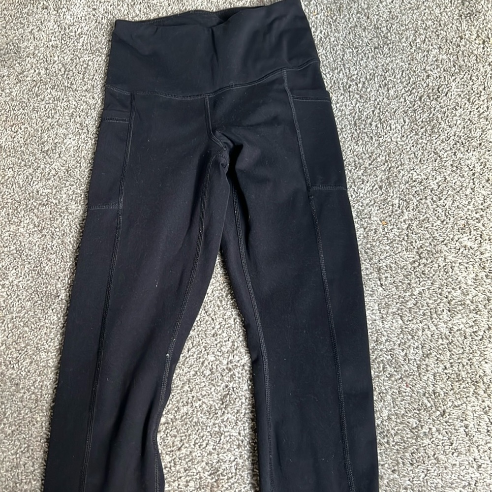Black leggings